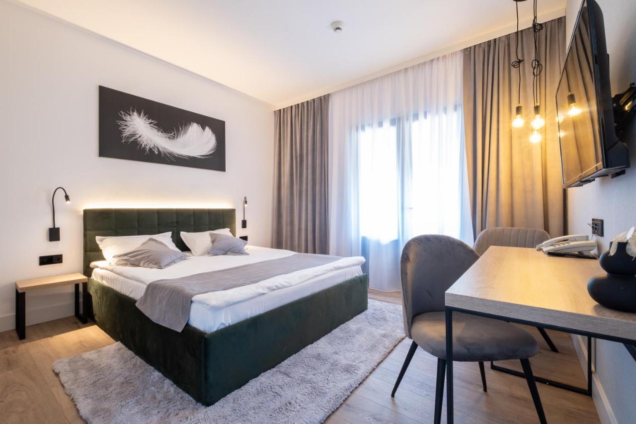 Pensiunea Casa Georgia Comanesti  Exteriör bild
