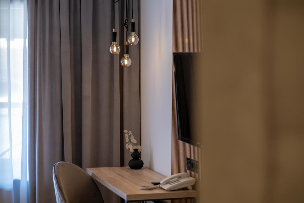 Pensiunea Casa Georgia Comanesti  Exteriör bild