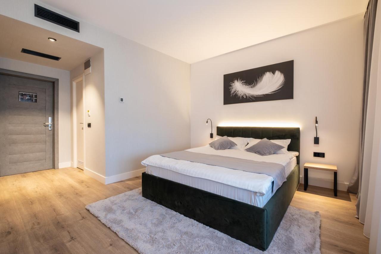 Pensiunea Casa Georgia Comanesti  Exteriör bild